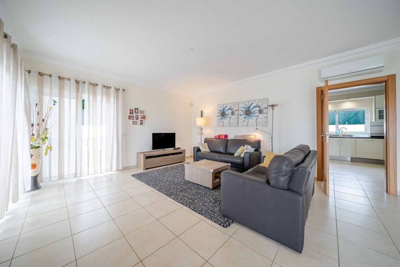 Moradia V3+1 com piscina, à venda em Albufeira, Algarve_358269