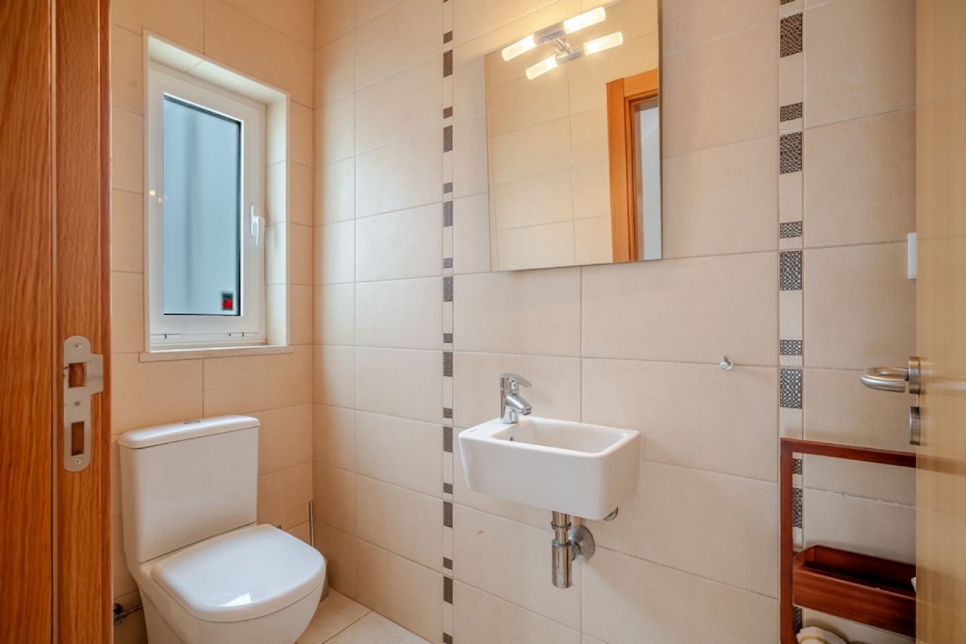 Moradia V3+1 com piscina, à venda em Albufeira, Algarve_358271