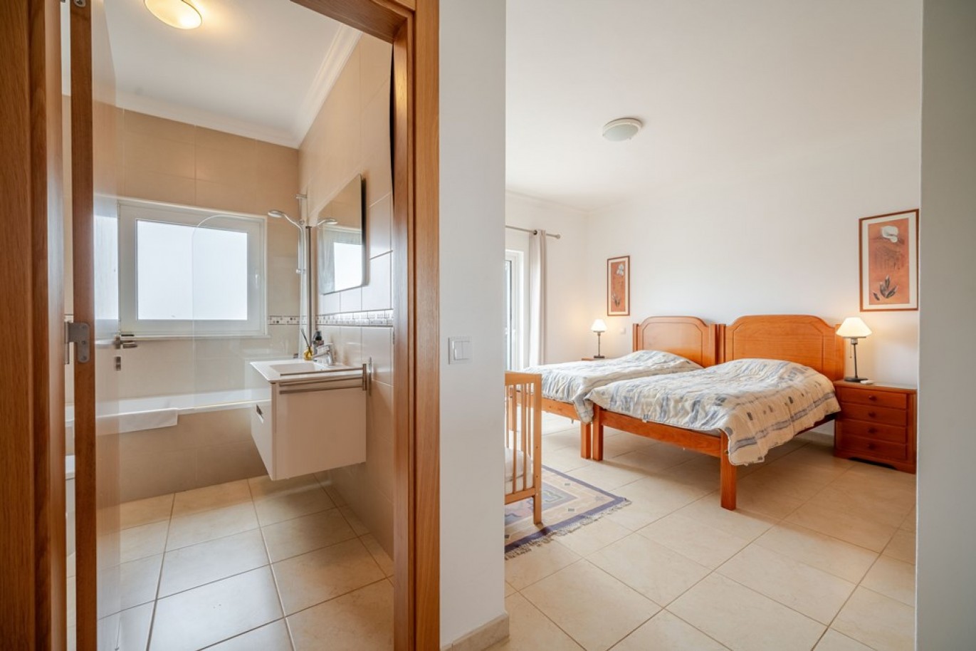 Moradia V3+1 com piscina, à venda em Albufeira, Algarve_358279