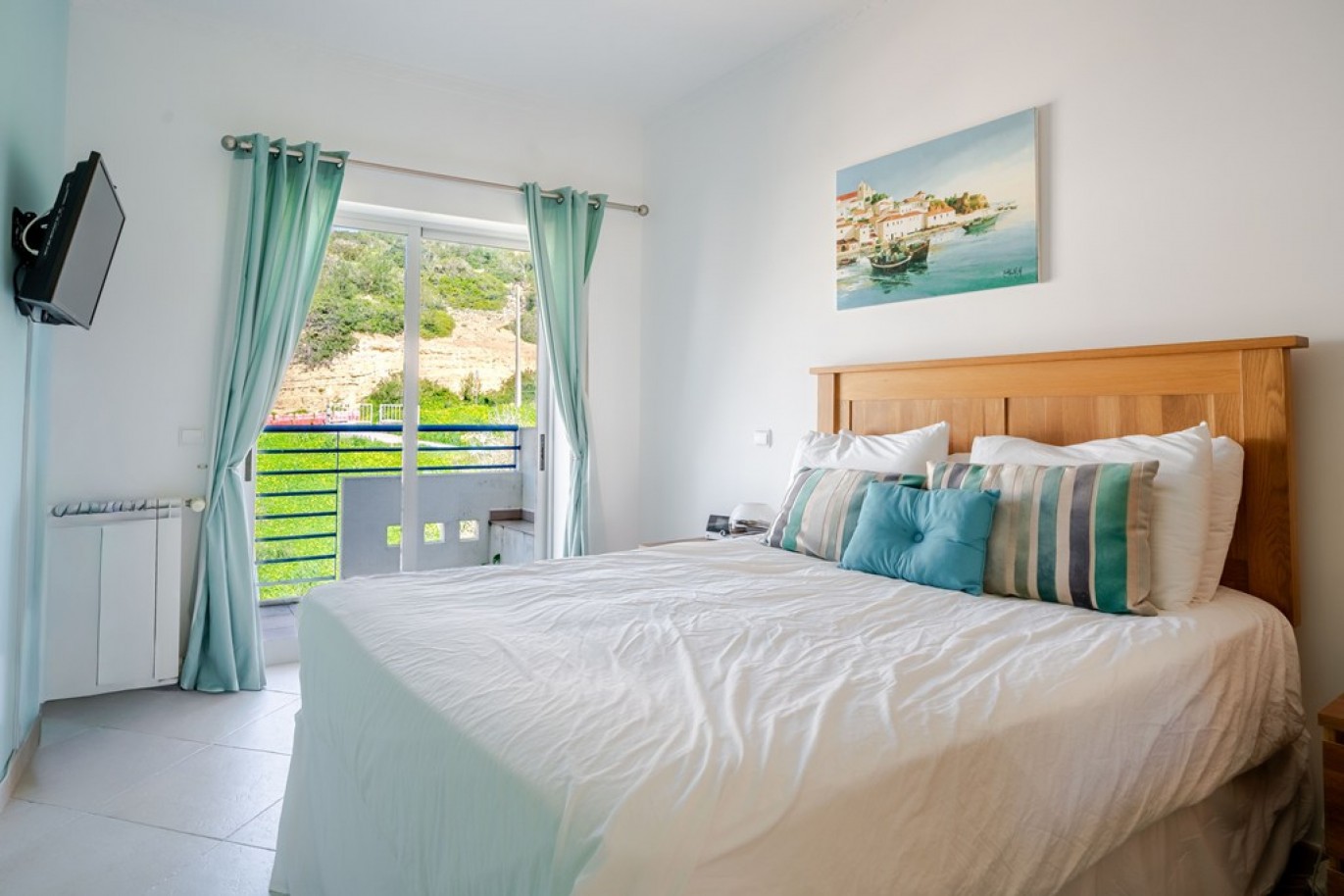 Apartamento T2 com piscina para venda em Salema, Algarve_358477
