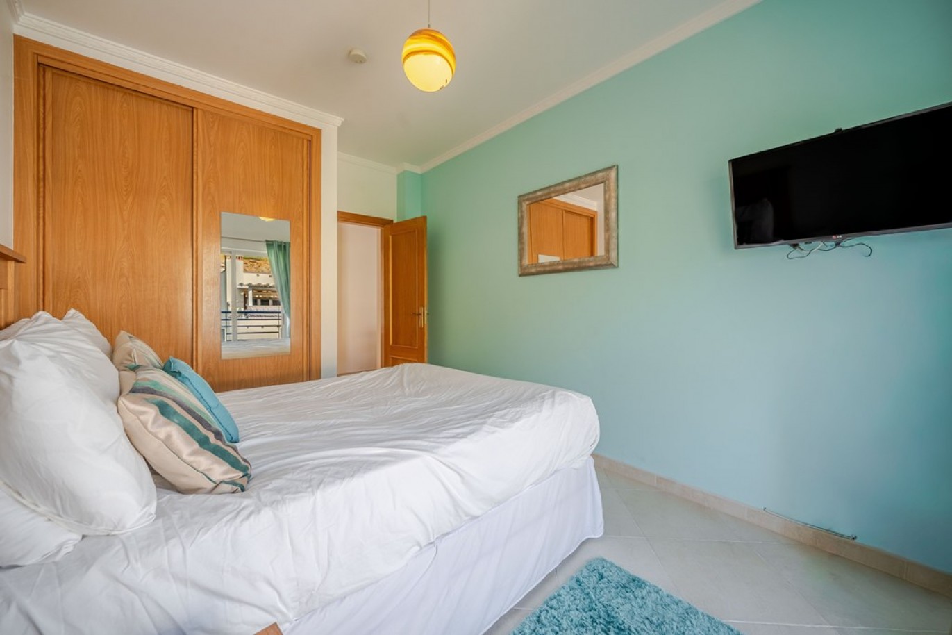 Apartamento T2 com piscina para venda em Salema, Algarve_358478