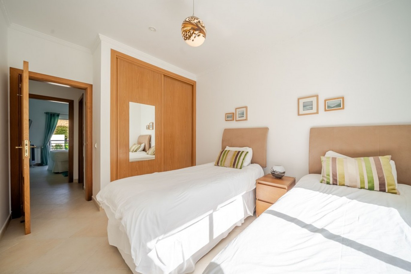 Apartamento T2 com piscina para venda em Salema, Algarve_358483