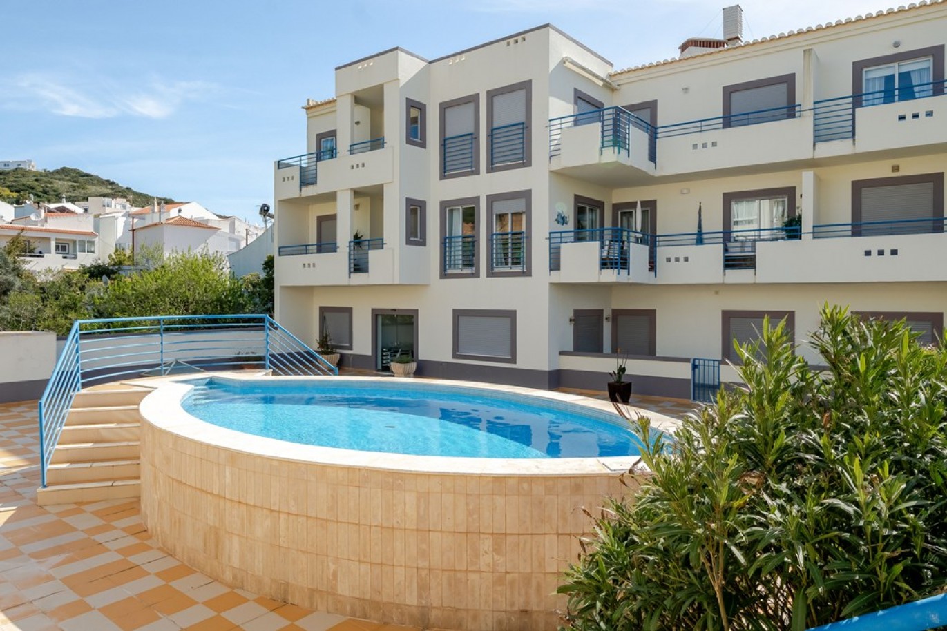 Apartamento T2 com piscina para venda em Salema, Algarve_358489