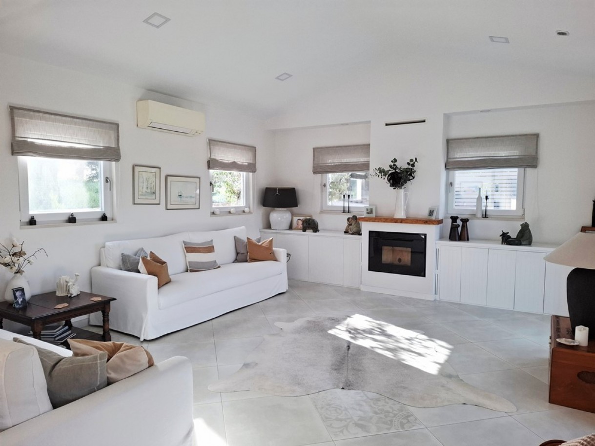 Luxuosa Moradia com piscina, à venda em Loulé, Algarve, Portugal_358519