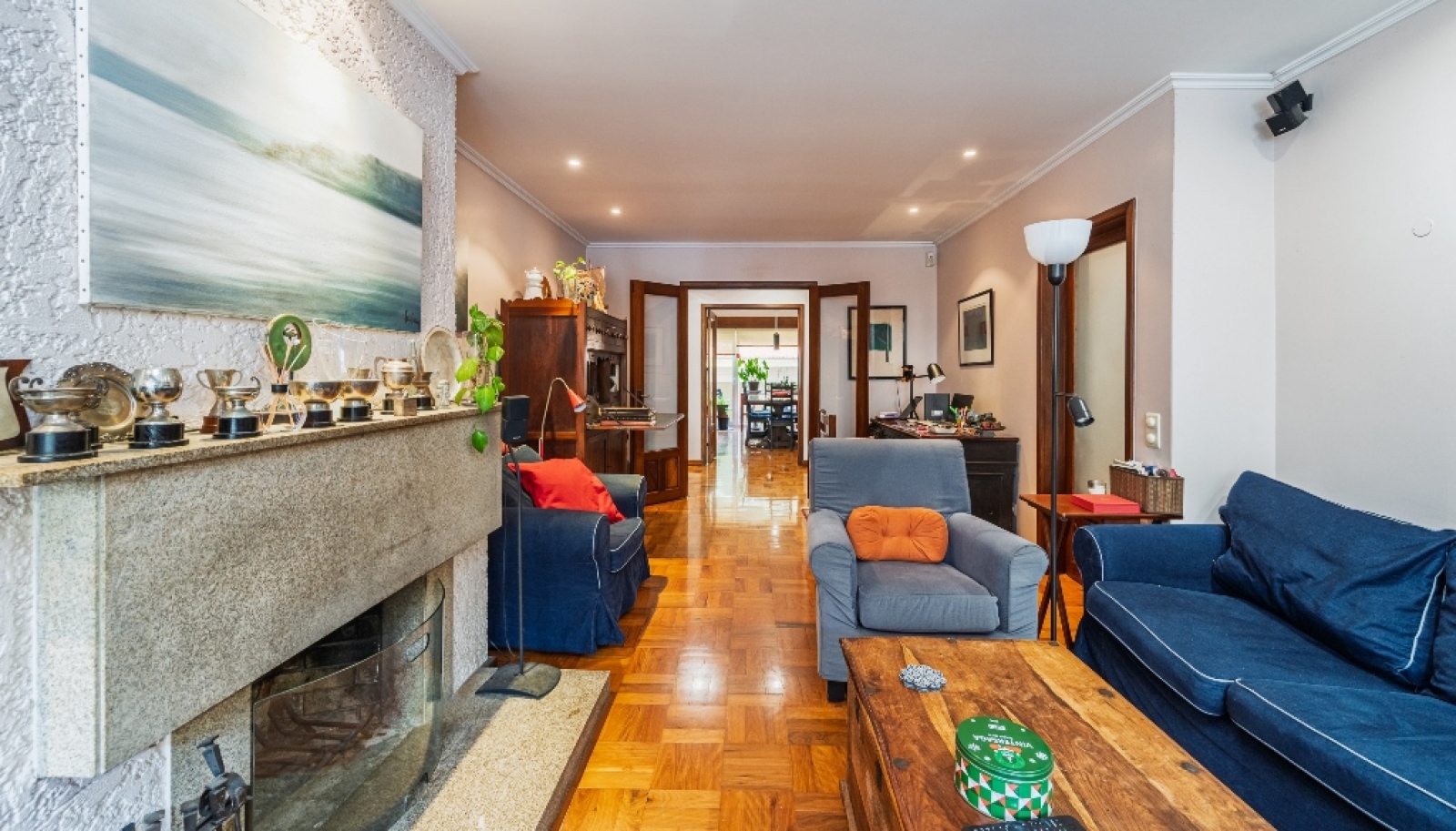 Three+one bedroom flat with balconies for sale Foz do Porto, Portugal_358756