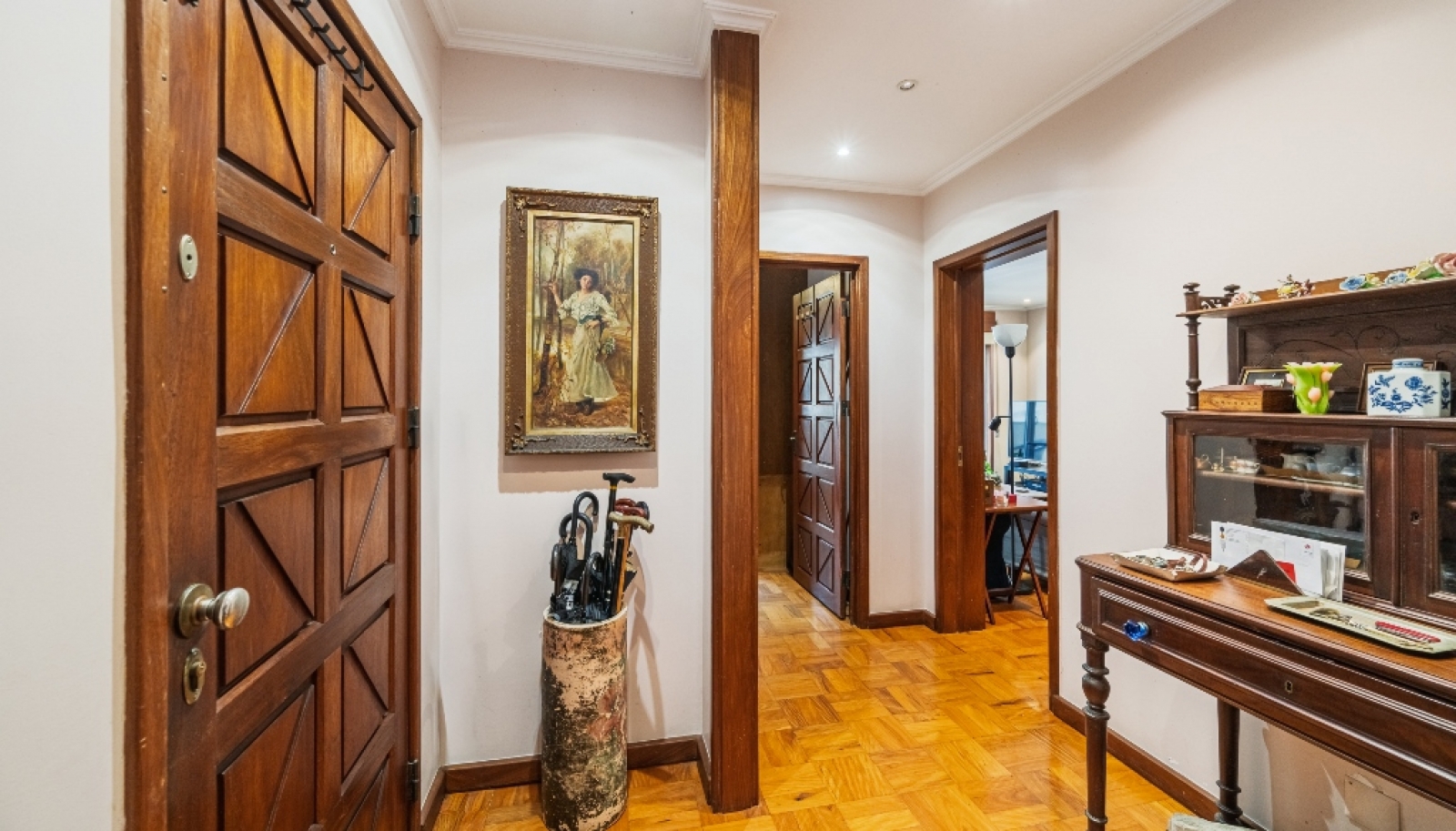 Three+one bedroom flat with balconies for sale Foz do Porto, Portugal_358765