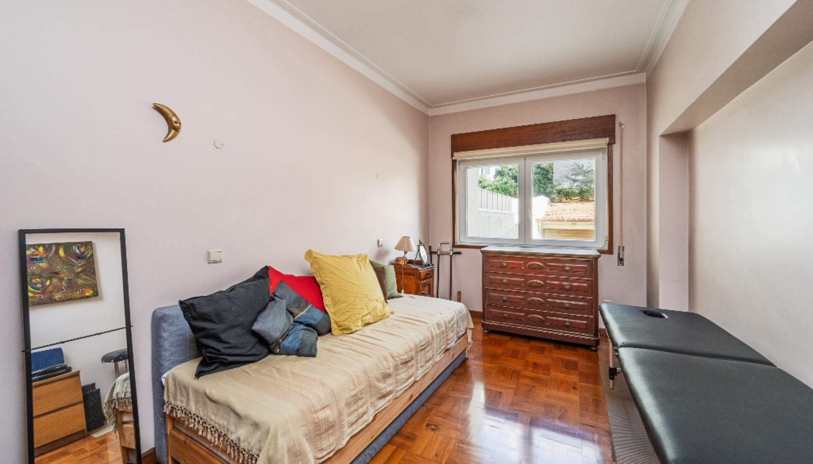 Three+one bedroom flat with balconies for sale Foz do Porto, Portugal_358781