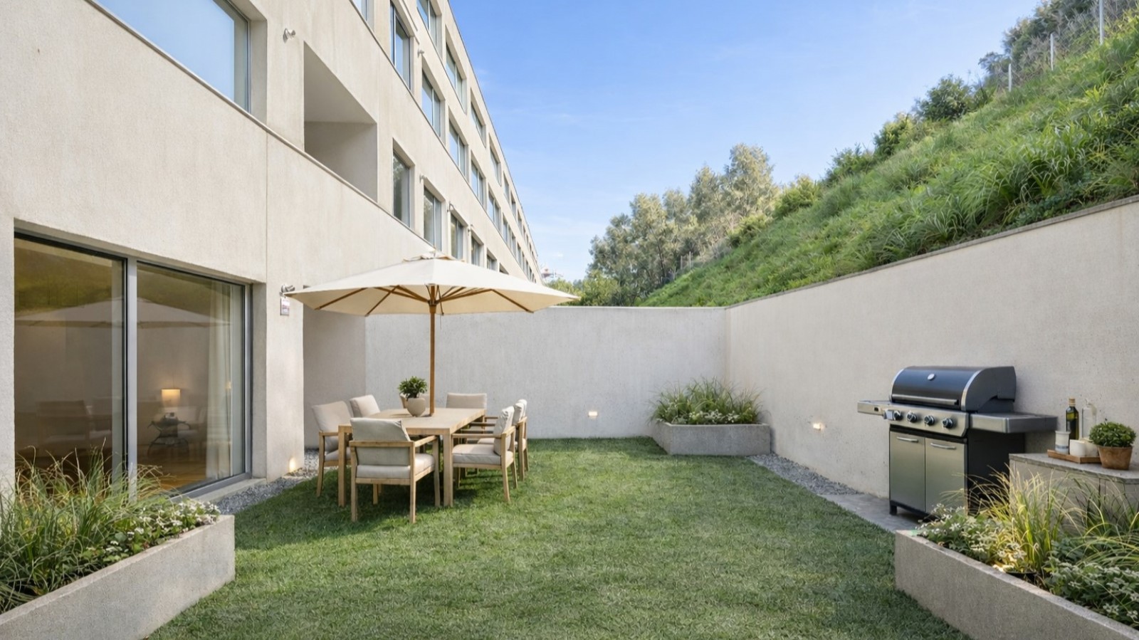 Three bedroom duplex apartment with river views in Gaia, Portugal_358785