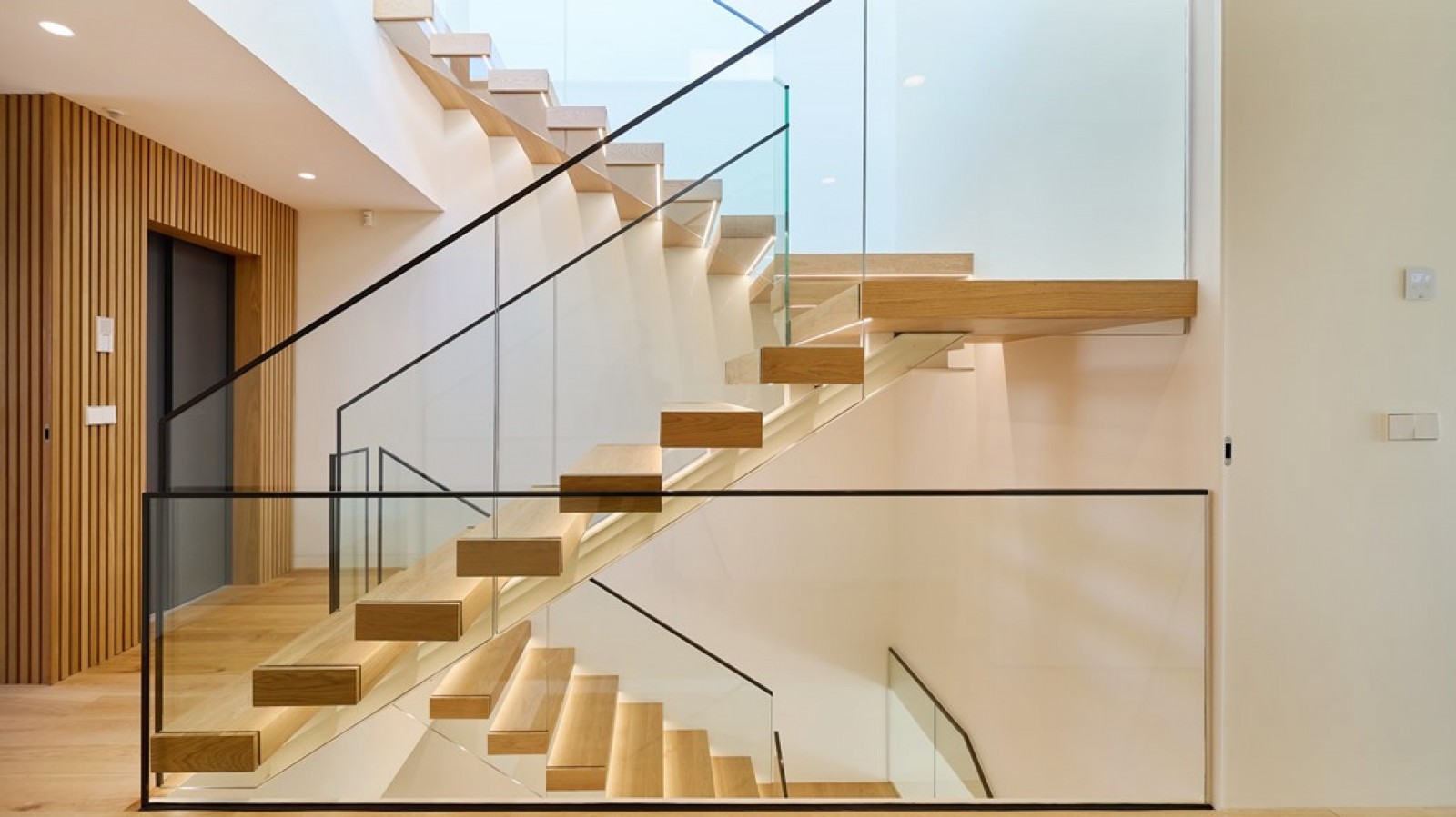 Four+one bedroom apartment with terrace and pool, in Foz, Porto, Portugal_358892