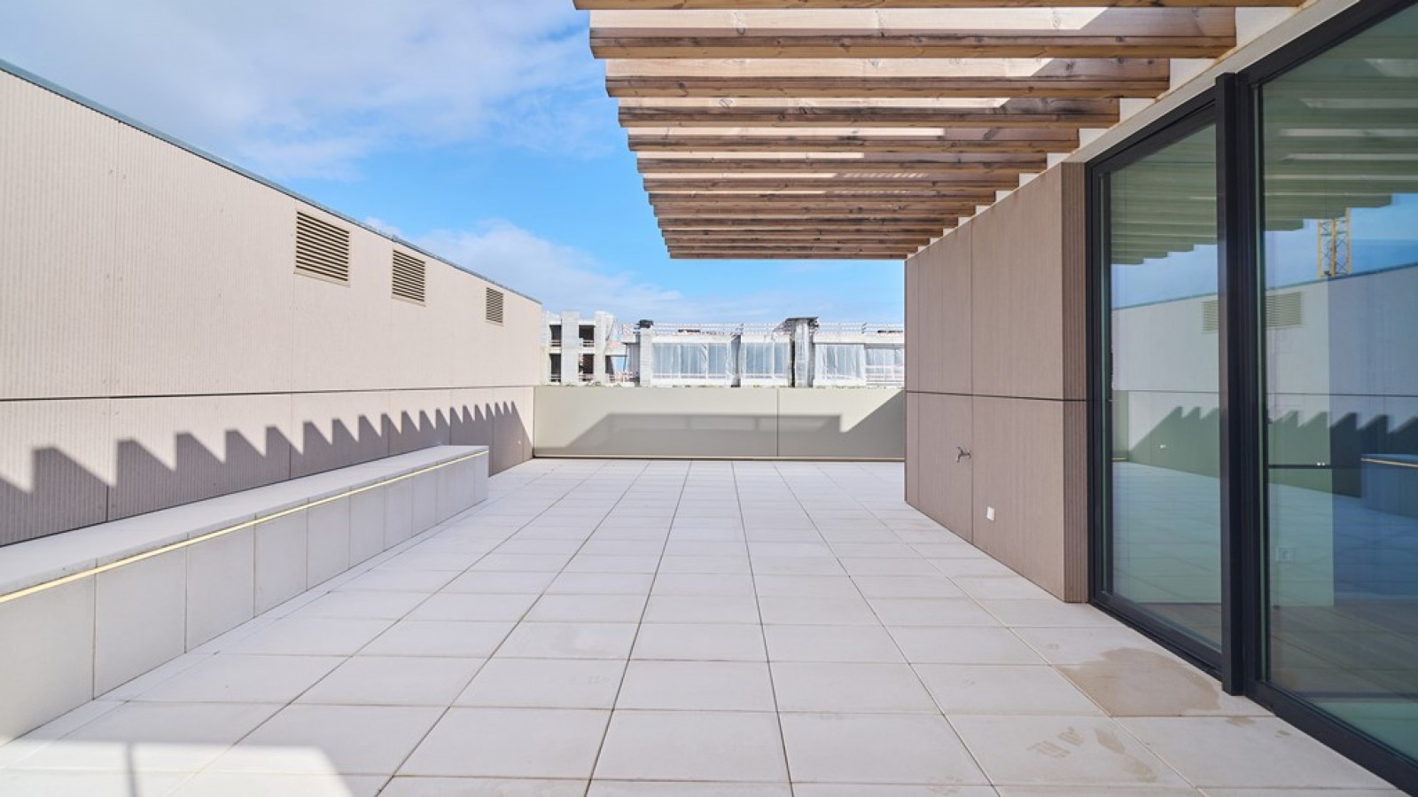 Four+one bedroom apartment with terrace and pool, in Foz, Porto, Portugal_358900