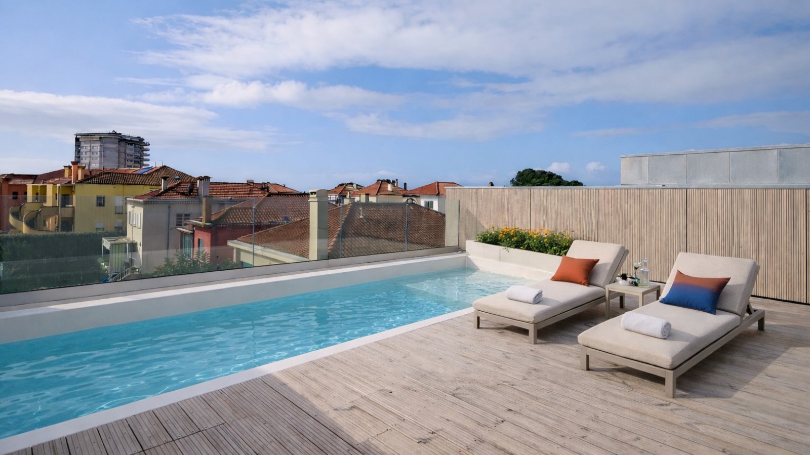 Four+one bedroom apartment with terrace and pool, in Foz, Porto, Portugal_358903