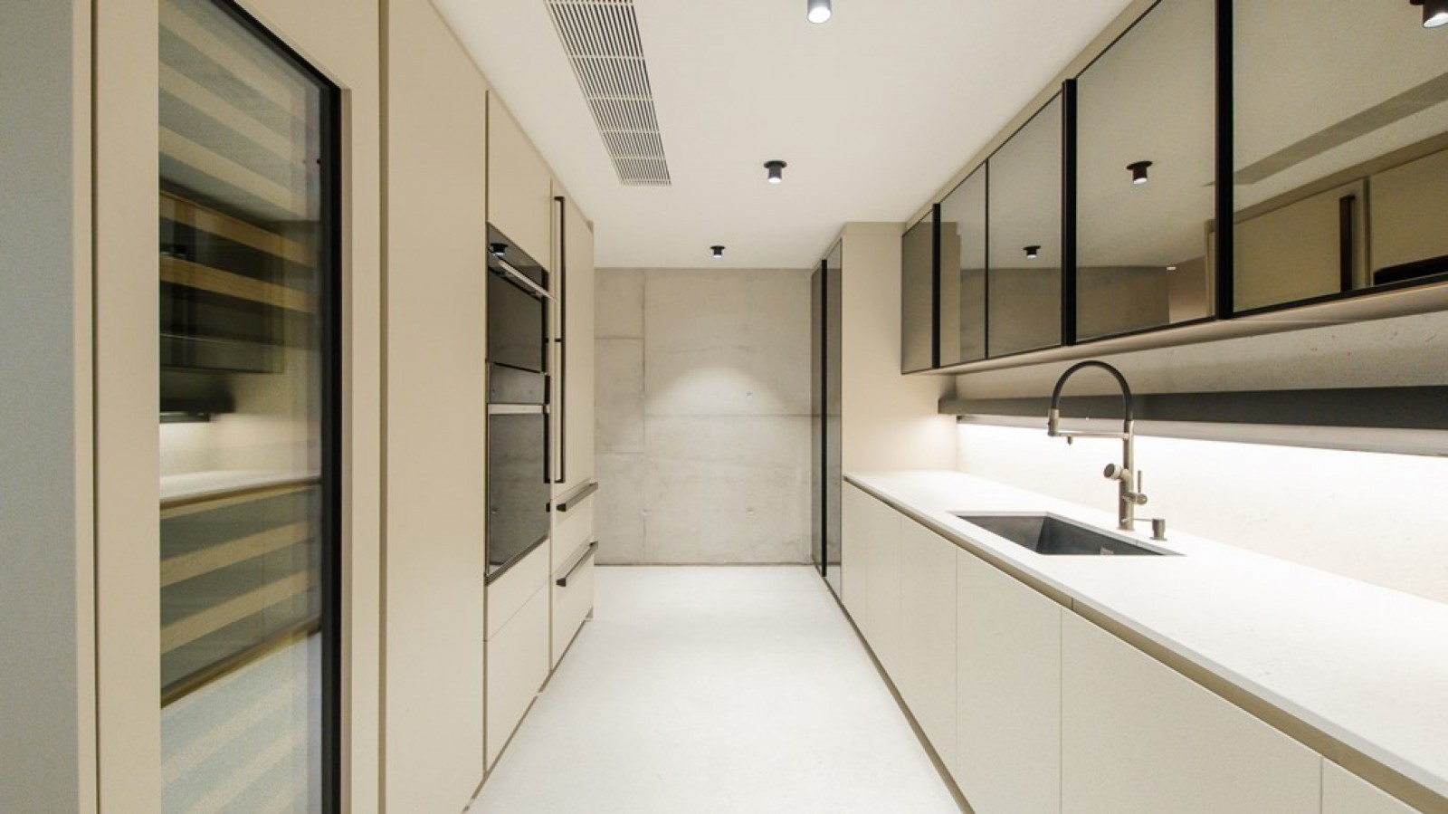 Four+one bedroom villa with sea view and pool in Foz de Gaia, Portugal_359237