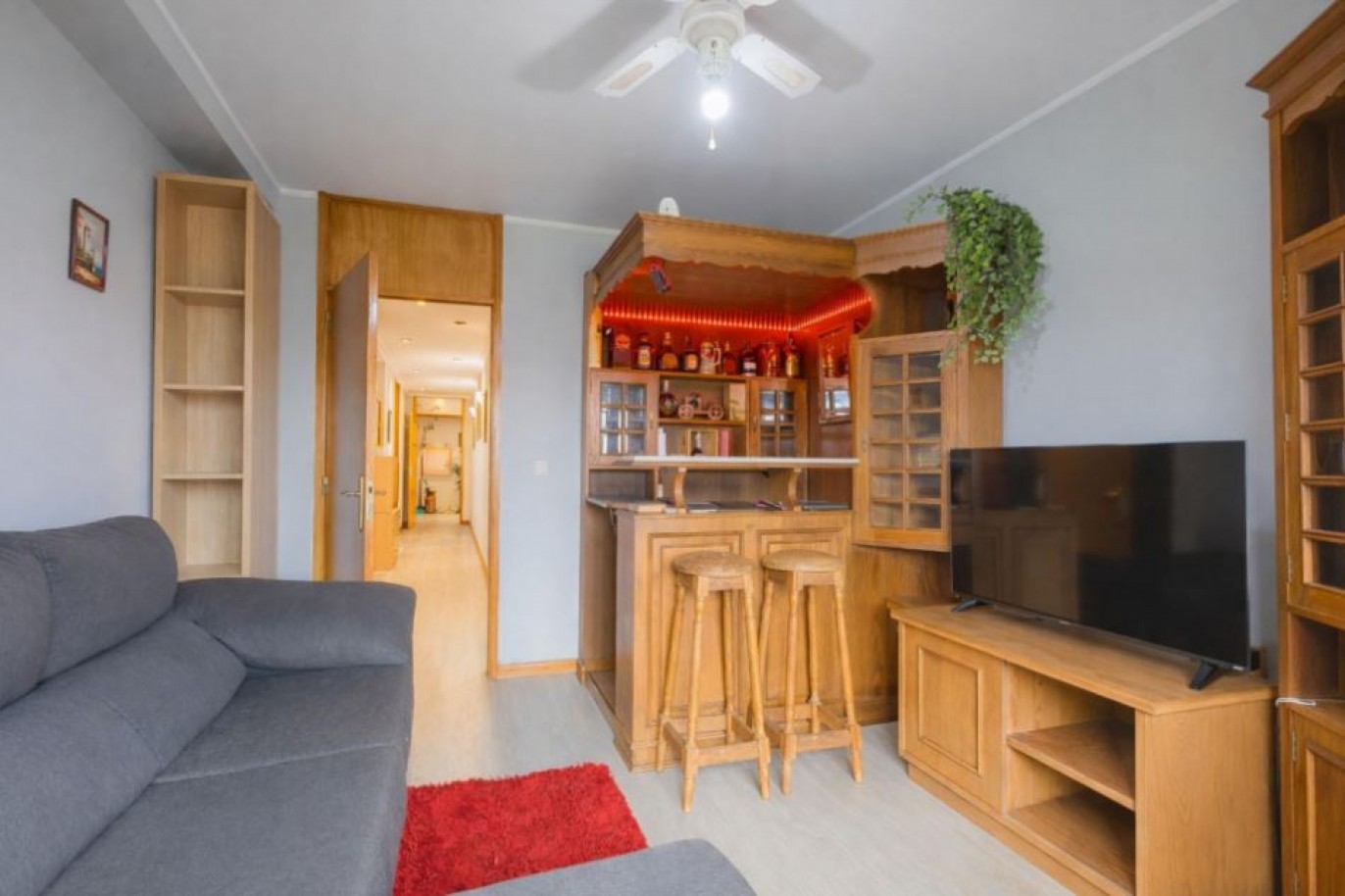 Three bedroom flat with balconies in Rio Tinto, Gondomar, Portugal_359452