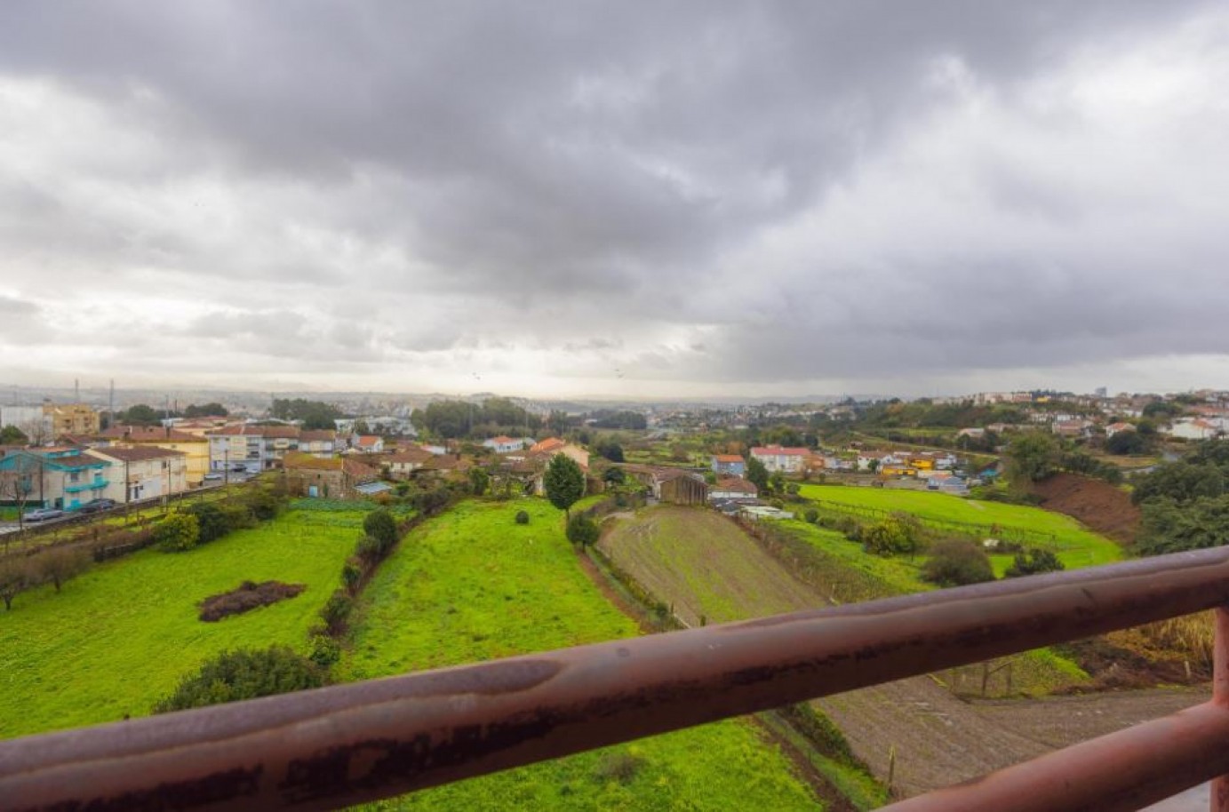 Three bedroom flat with balconies in Rio Tinto, Gondomar, Portugal_359455