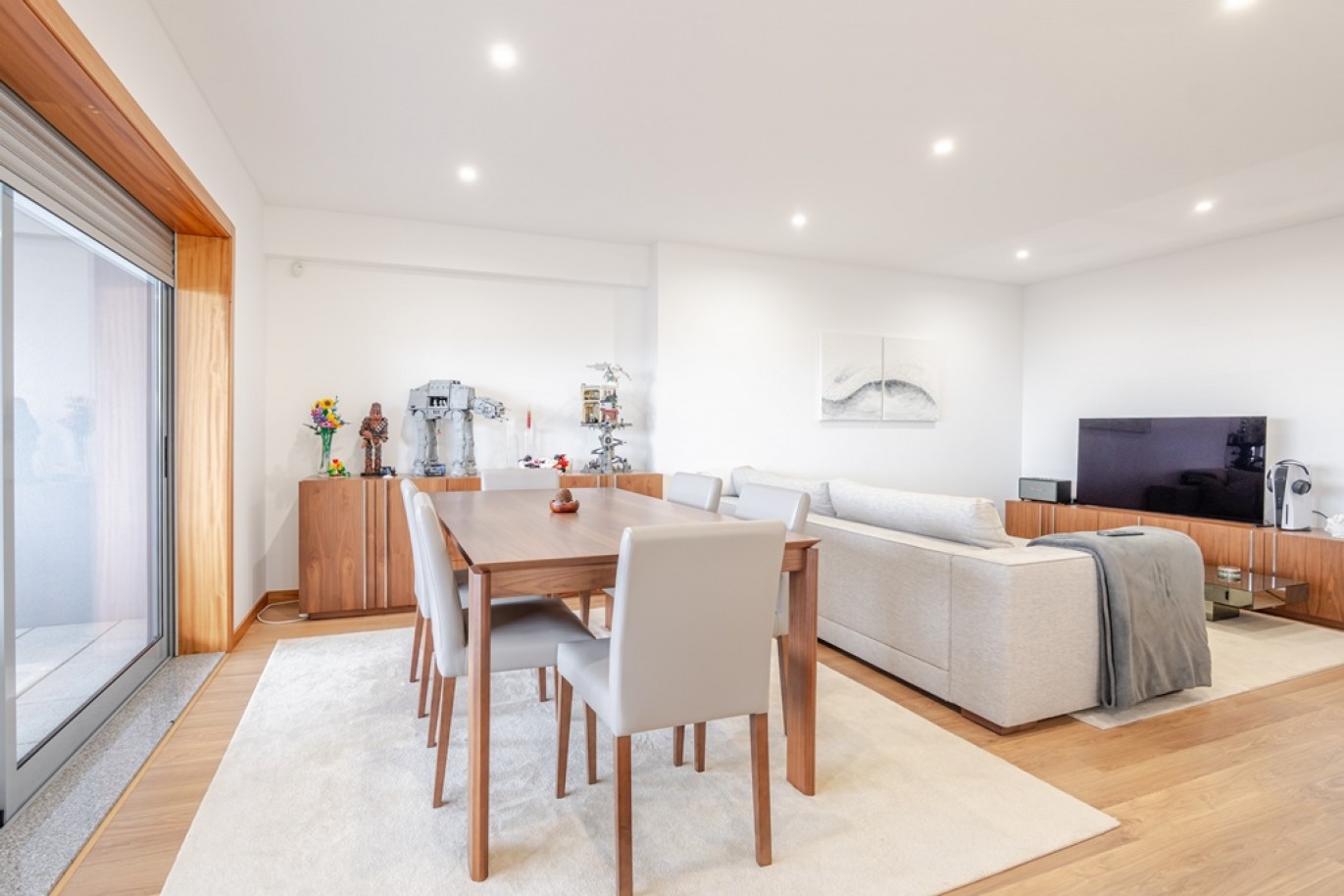 Apartamento T2 com varanda coberta à venda em Paranhos no Porto_359538