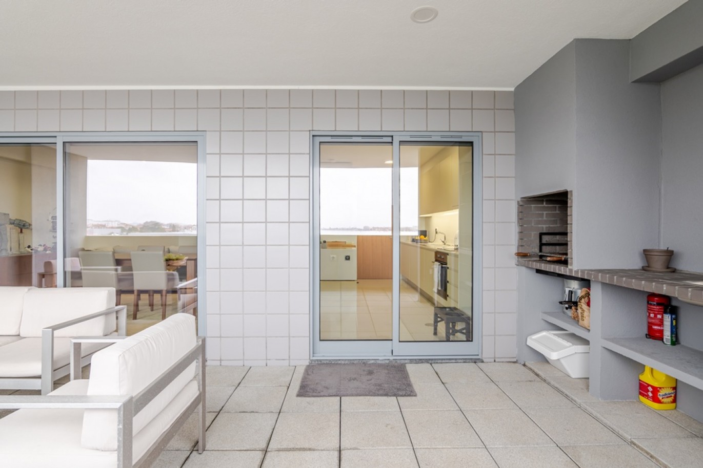 Apartamento T2 com varanda coberta à venda em Paranhos no Porto_359545