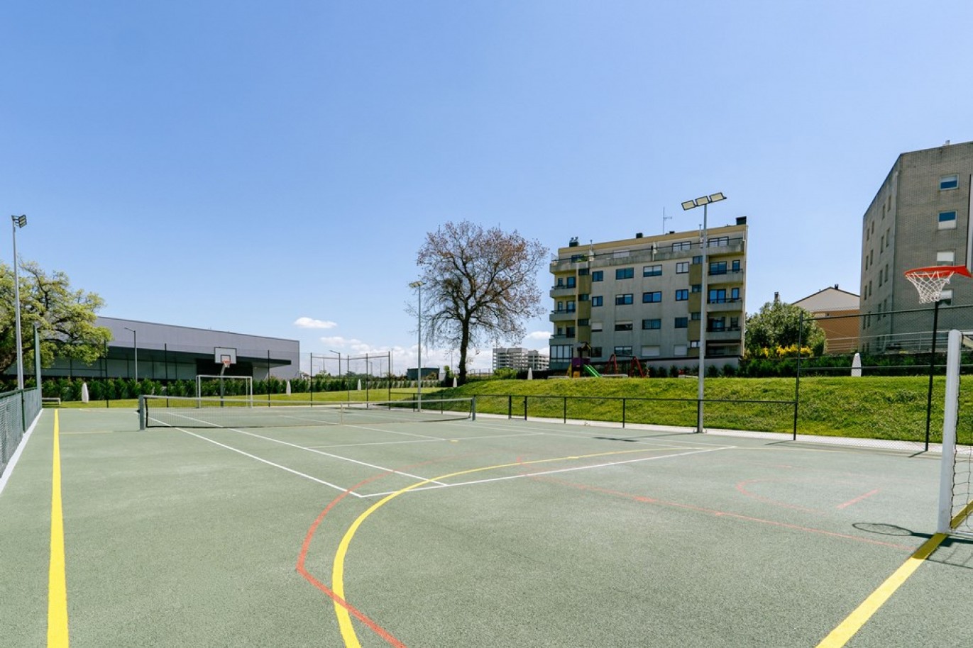 Apartamento T2 com varanda coberta à venda em Paranhos no Porto_359564