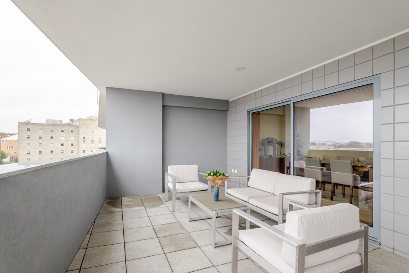 Appartement de 2 chambres avec balcon à vendre à Porto, Portugal_359589