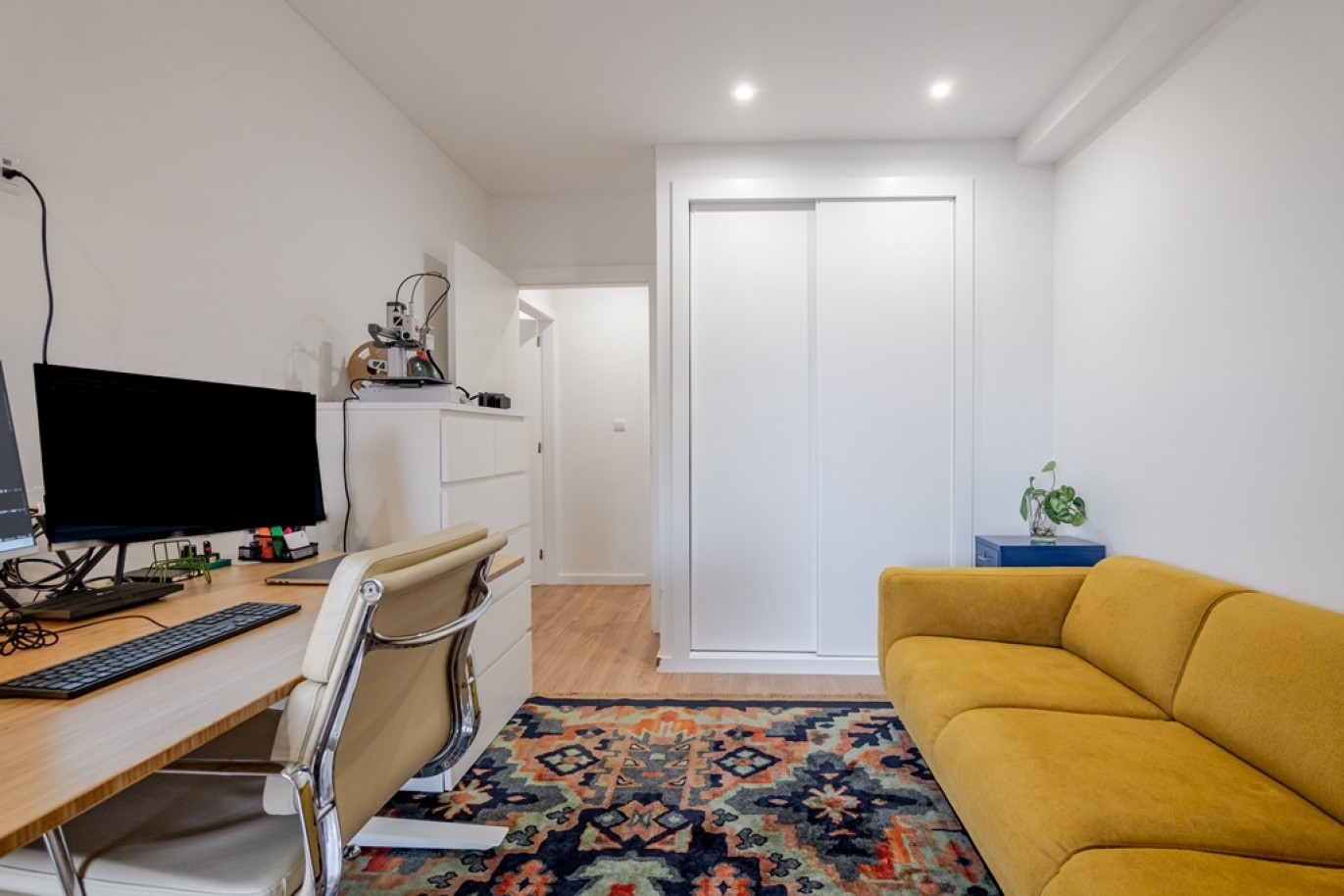 Two bedroom flat with balcony for sale in Paranhos, Porto, Portugal_359670