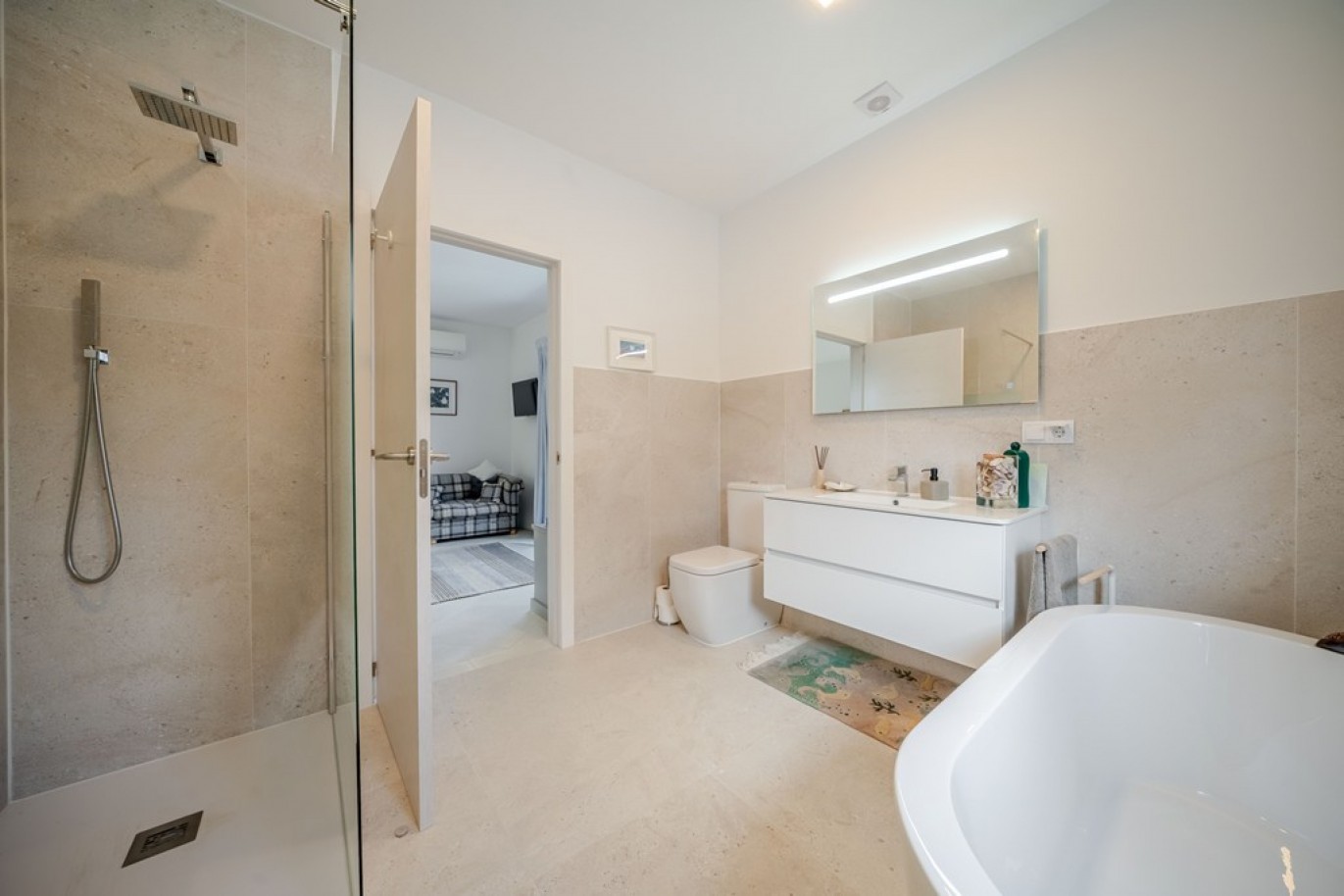 Luxury 3-bedroom villa with pool, for sale in Loulé, Algarve, Portugal_359678