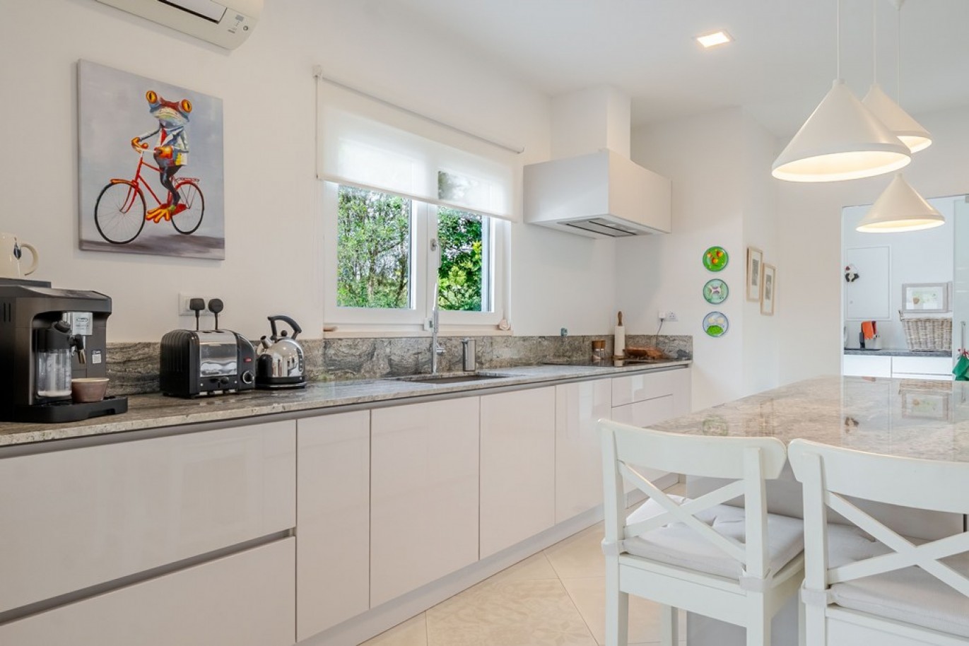 Luxury 3-bedroom villa with pool, for sale in Loulé, Algarve, Portugal_359696