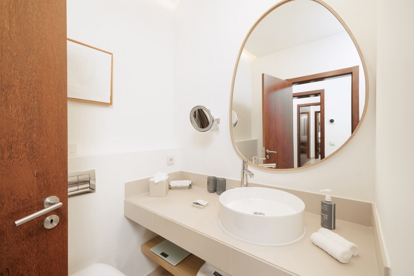 Apartamento T3 à venda com acesso direto à praia dos Salgados, Algarve_359813
