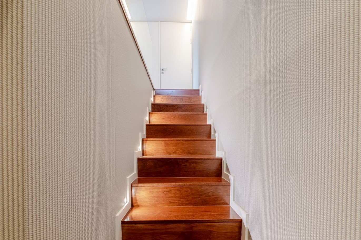 Apartamento T2 Duplex com vistas de rio para venda no Porto, Portugal_361588