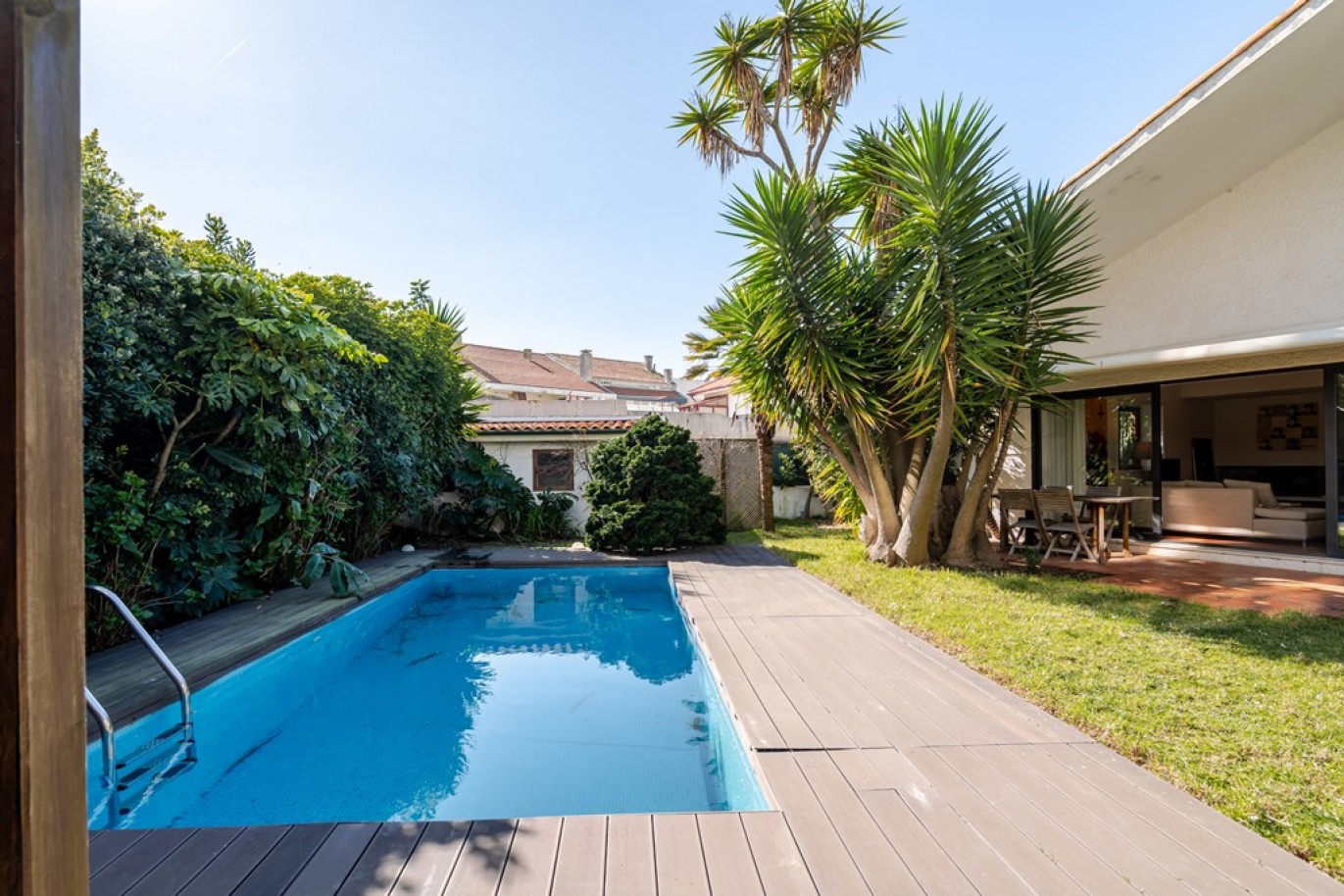 Villa with garden and pool for sale in Leça da Palmeira, Portugal_361654