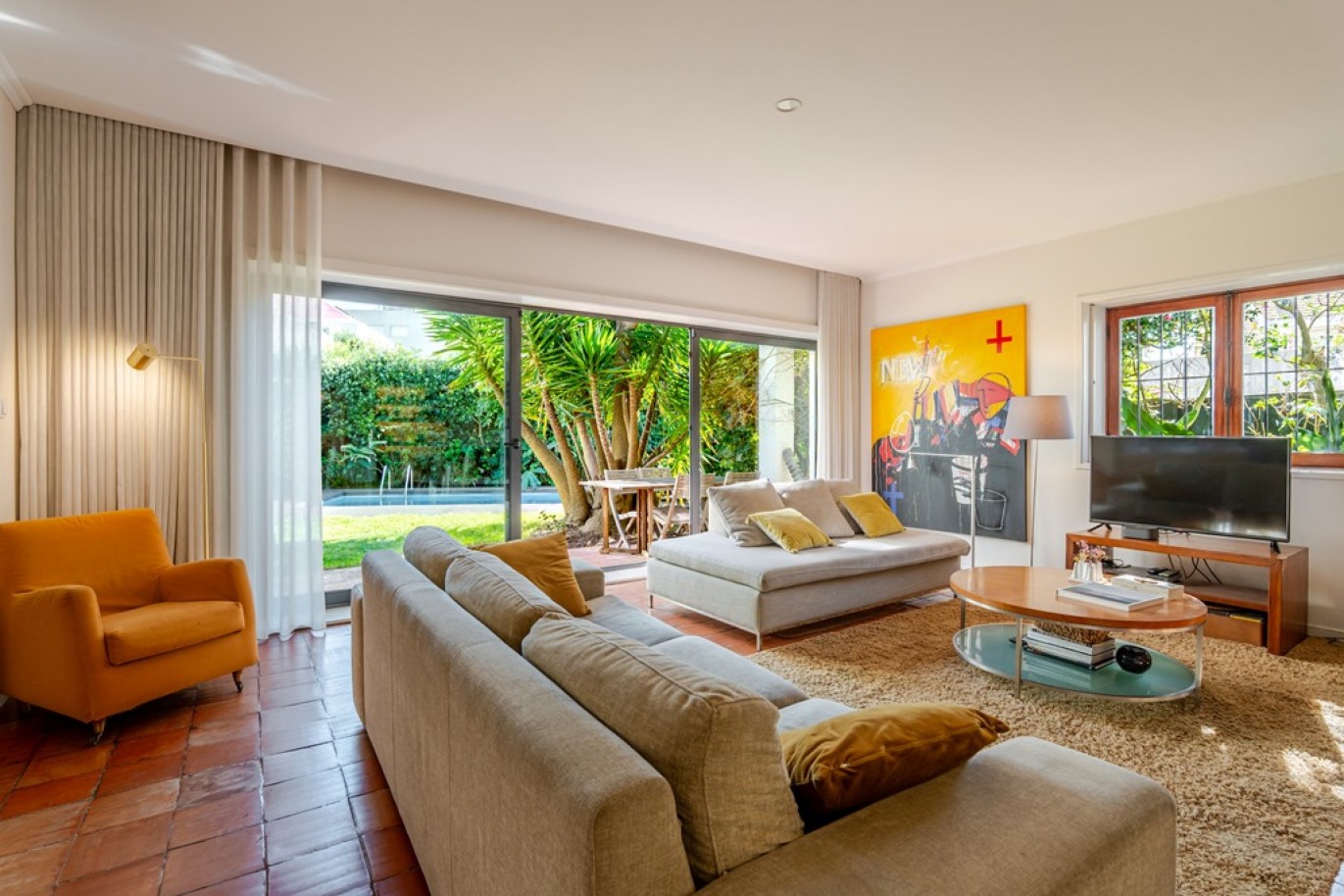 Villa with garden and pool for sale in Leça da Palmeira, Portugal_361660