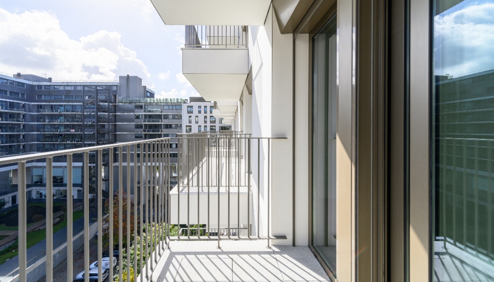 New three-bedroom apartment with balconies for sale in Porto, Portugal_361816