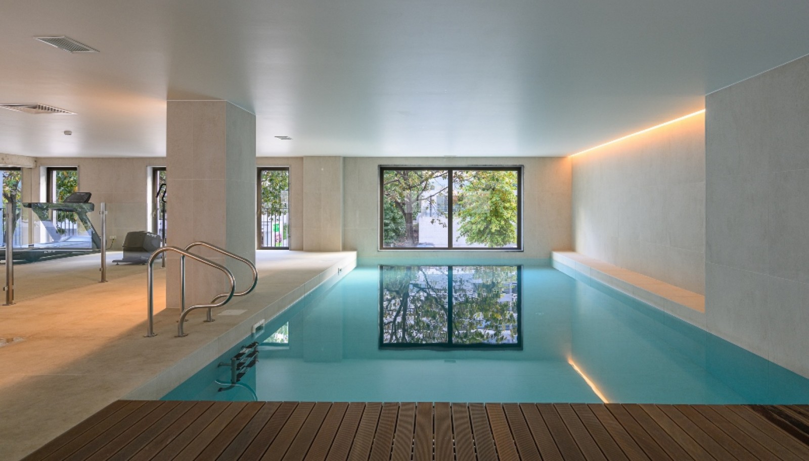 New three-bedroom apartment with balconies for sale in Porto, Portugal_361826