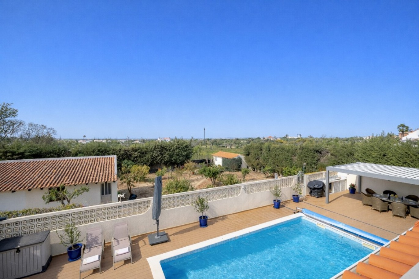 Villa de 4 chambres avec piscine à vendre à Guia, Algarve, Portugal_361833