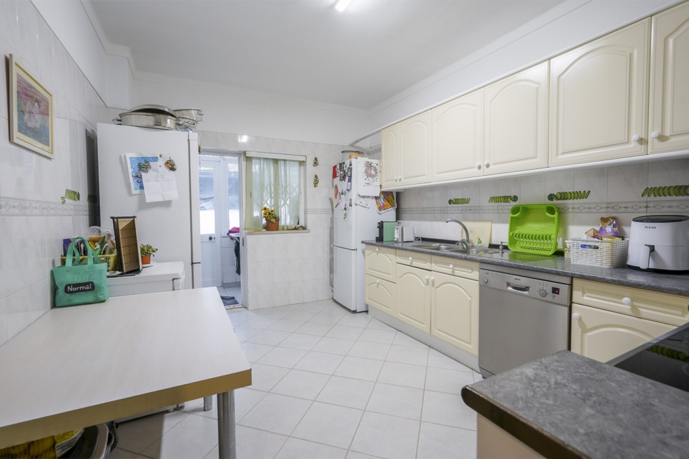 3-bedroom apartment, terrace, for sale, Quarteira, Algarve, Portugal_361855