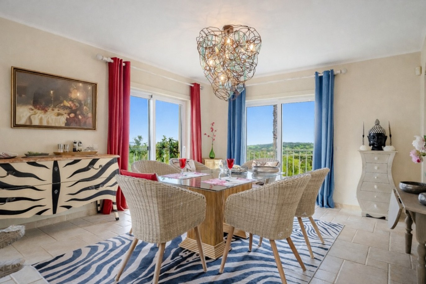 Fantastic 4-bedroom Villa with pool for sale Lagos, Algarve, Portugal_361925