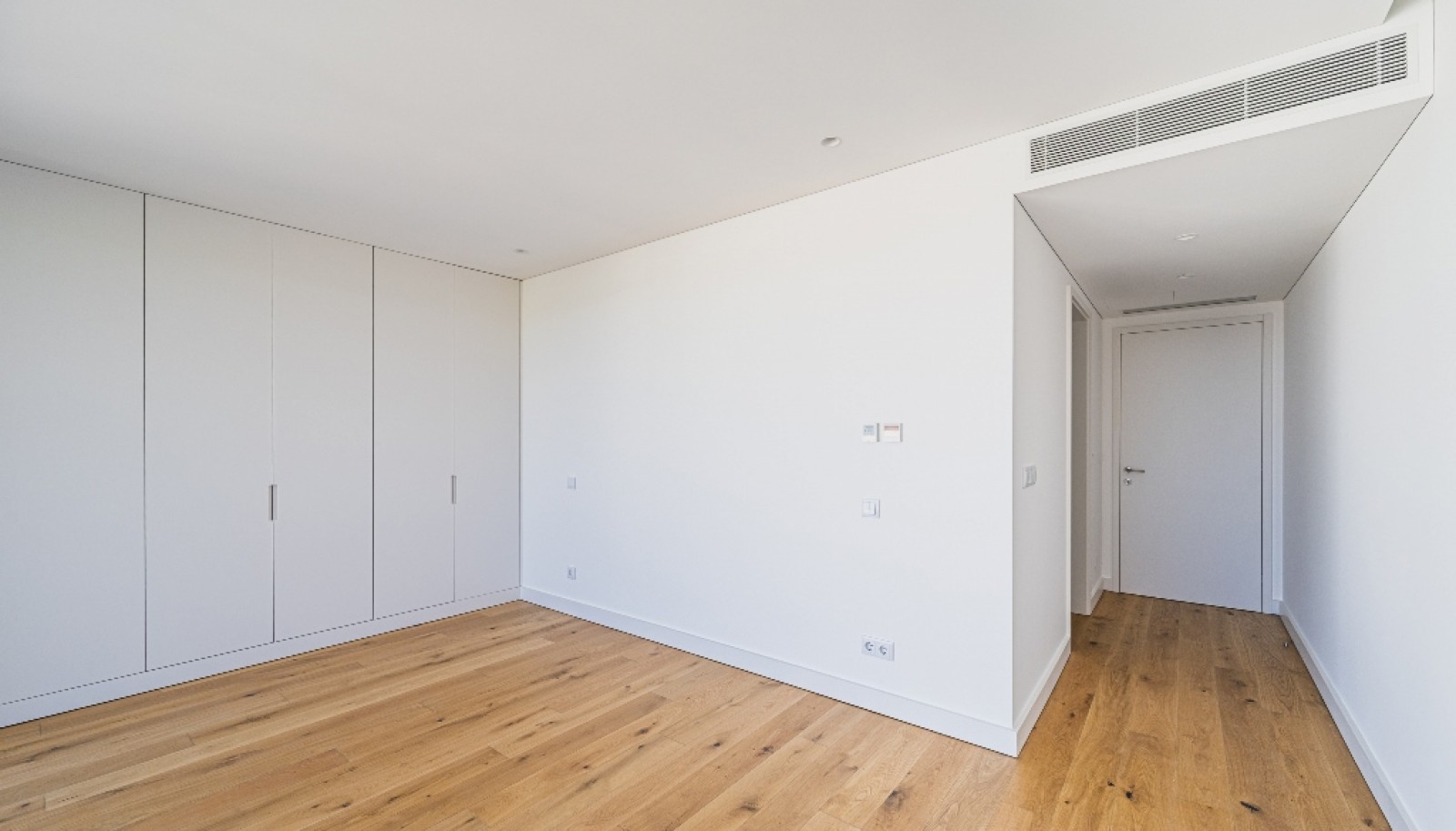 Wohnung zu verkaufen mit balkone in Wohnanlage in Vila Nova de Gaia, Portugal_361956