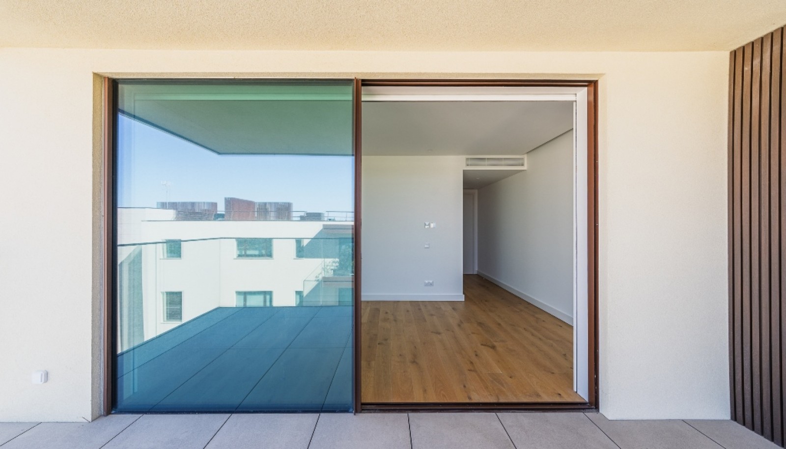 Wohnung zu verkaufen mit balkone in Wohnanlage in Vila Nova de Gaia, Portugal_361958