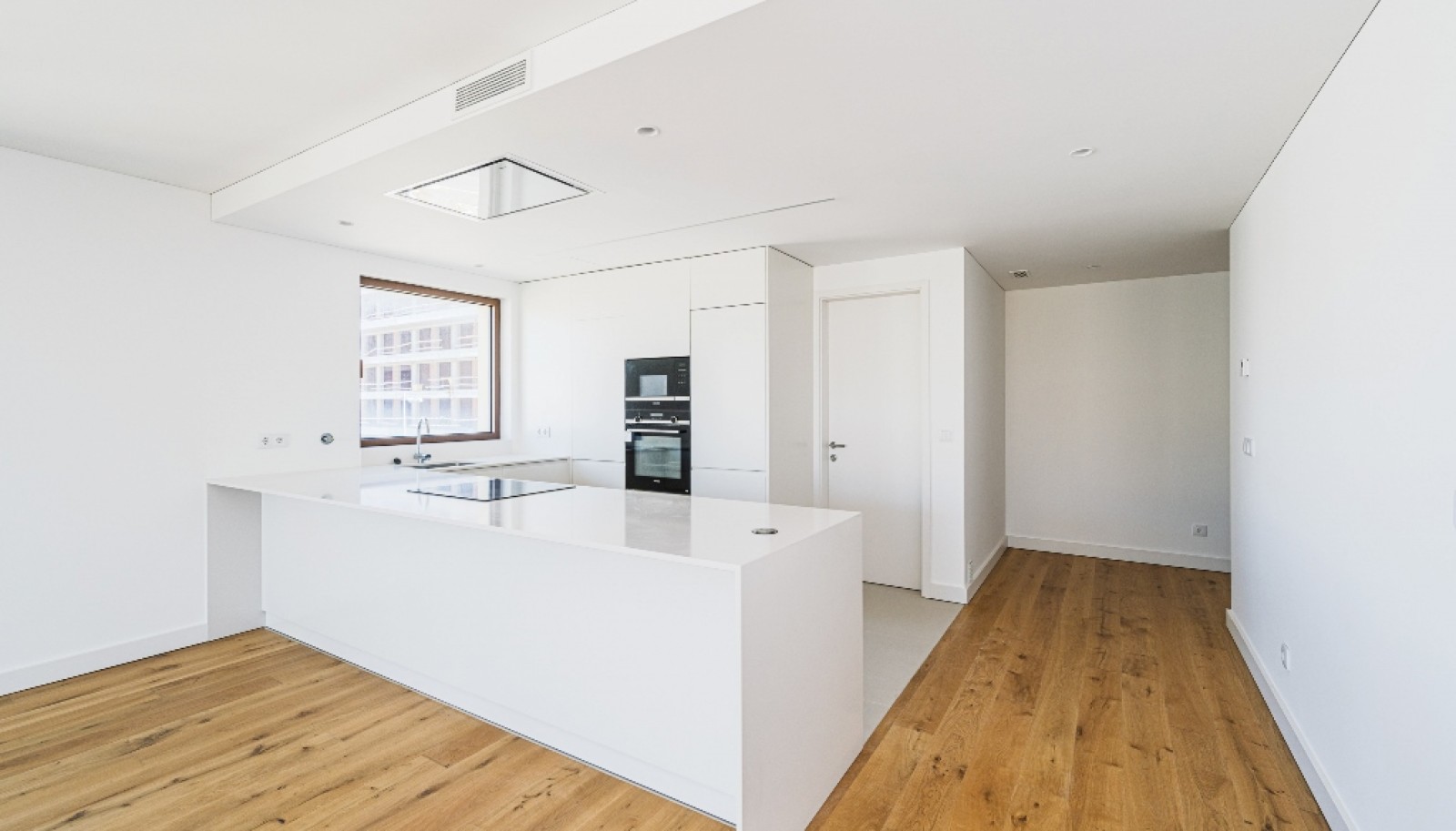 Apartment with balconies in exclusive condominium in Gaia, Portugal_362018