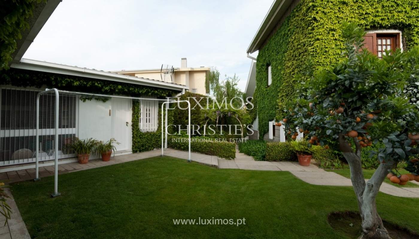 Sale of villa of 4 fronts with garden, Ermesinde, Porto, Portugal _36225