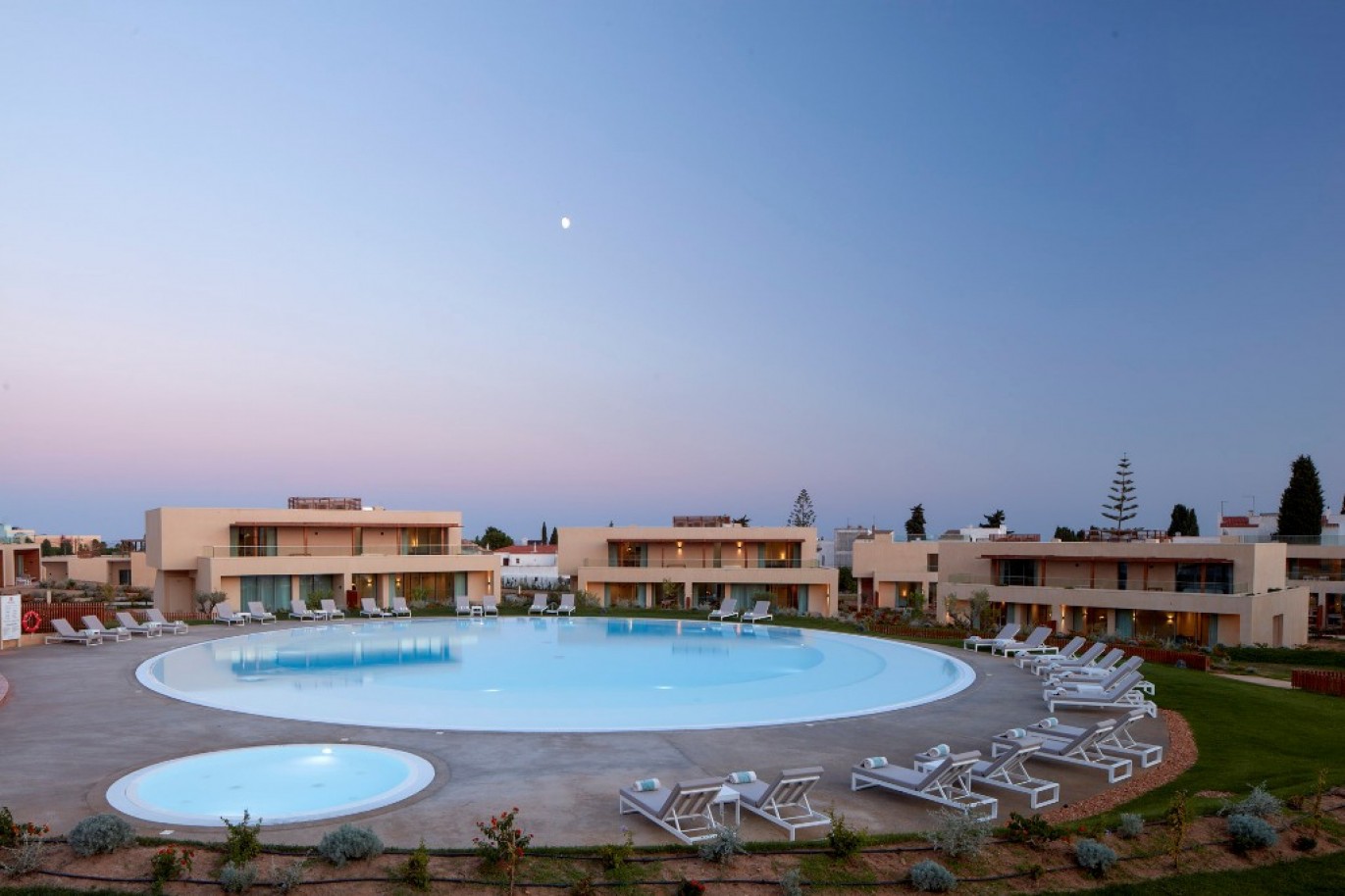 2-bedroom Apartment with terrace for sale Porches, Algarve, Portugal_362277