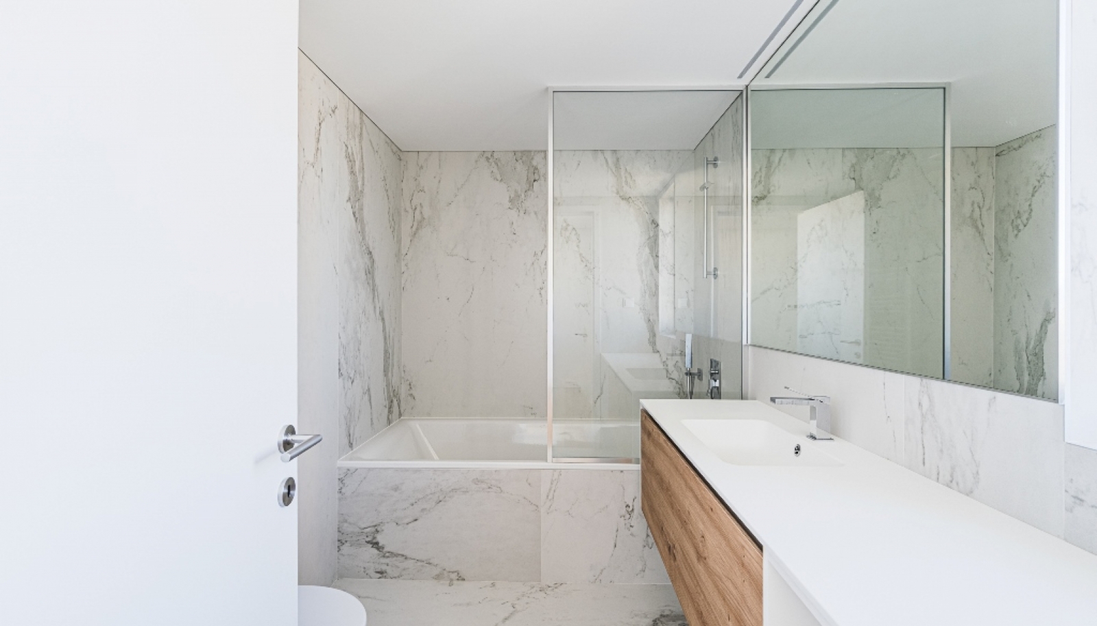 Apartamento com varandas em condomínio exclusico em Gaia, Portugal _362453