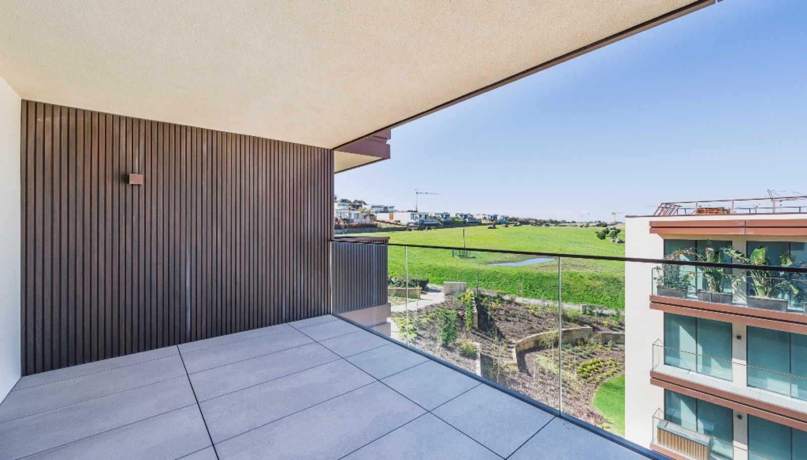 Apartamento com varandas em condomínio exclusico em Gaia, Portugal _362462