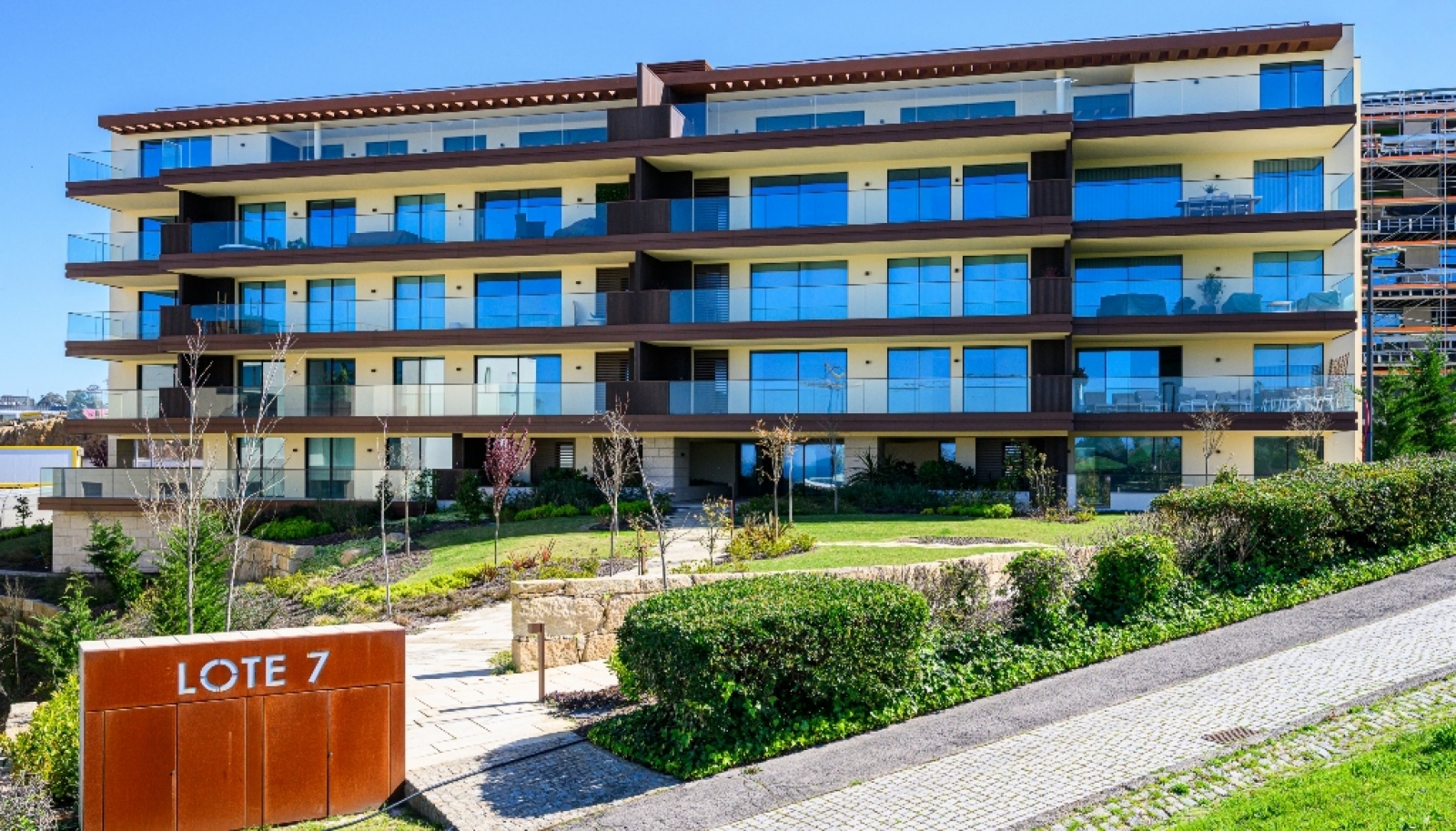 Apartamento com varandas em condomínio exclusico em Gaia, Portugal _362471
