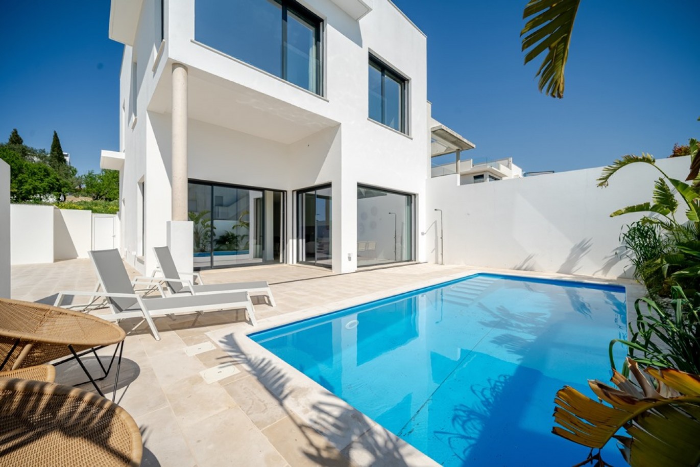 3-bedroom villa, with sea view, for sale in the Algarve, Portugal_362650