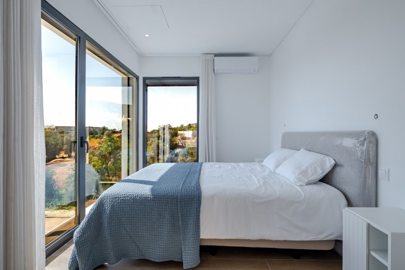 3-bedroom villa, with sea view, for sale in the Algarve, Portugal_362661