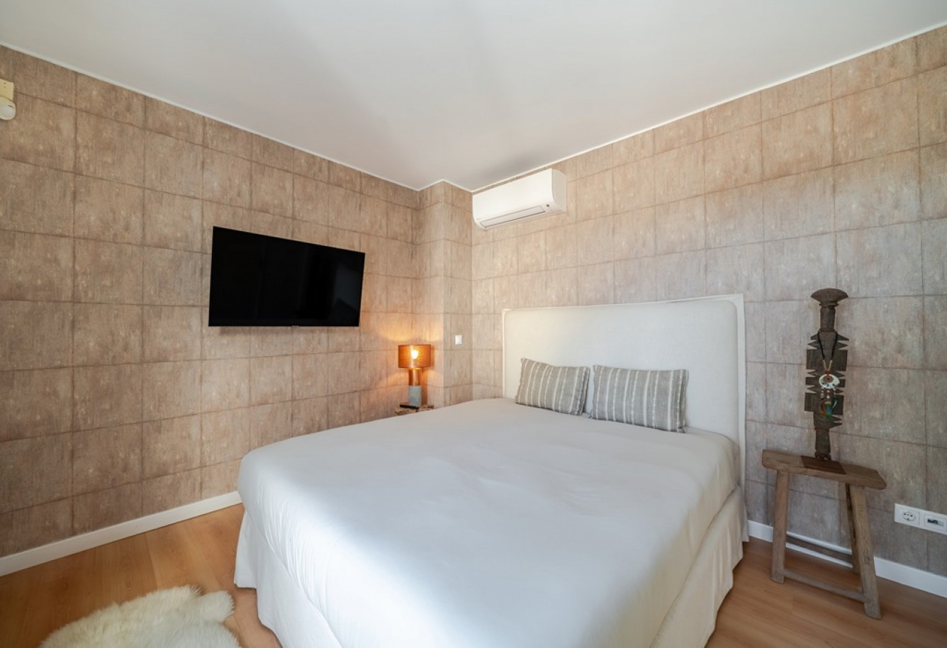 Fantastic 4-bedroom villa for sale in the Golden Triangle, Portugal_362687