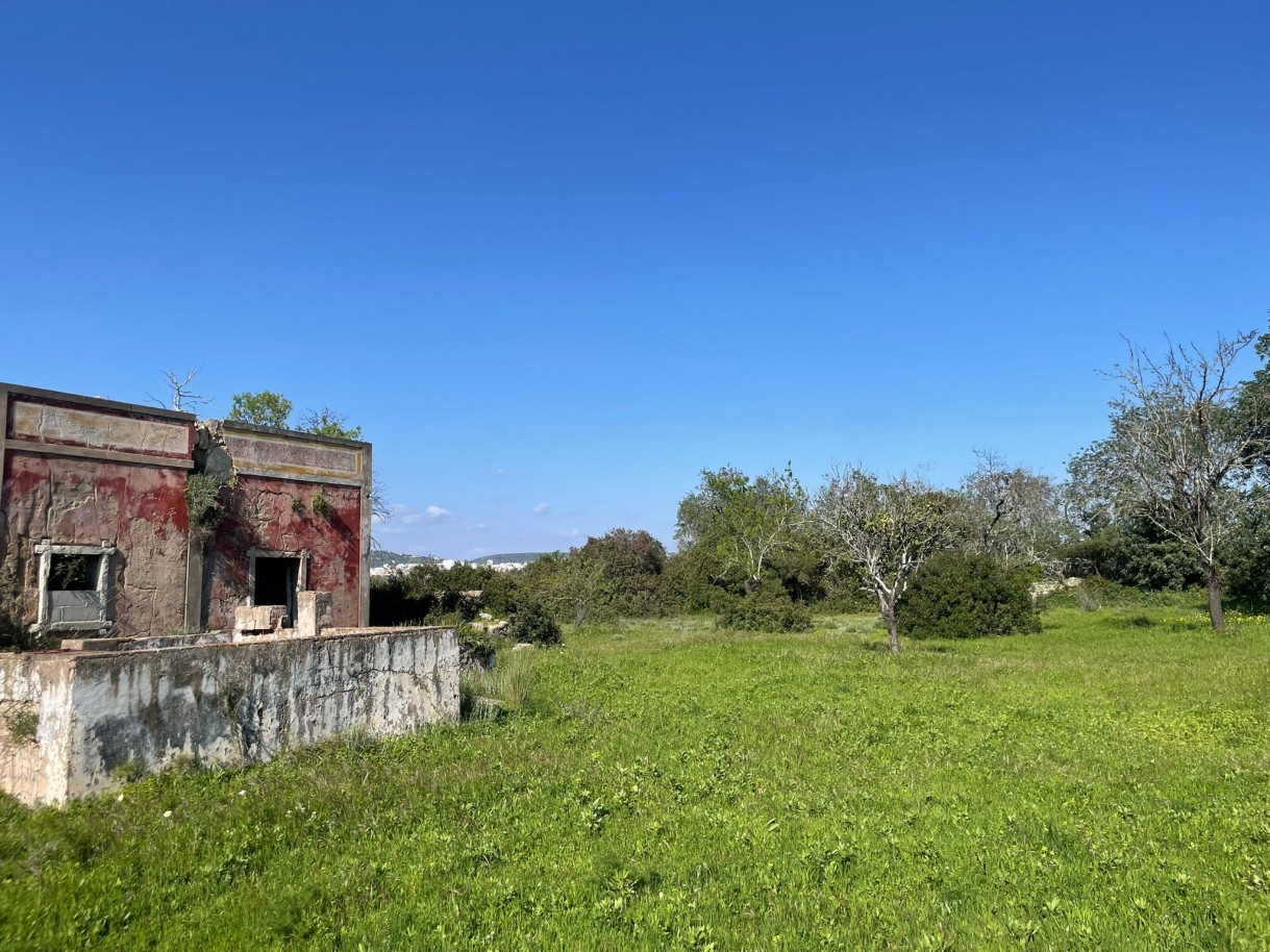 Parcela con ruina, en venta en Loulé, Algarve, Portugal_362717