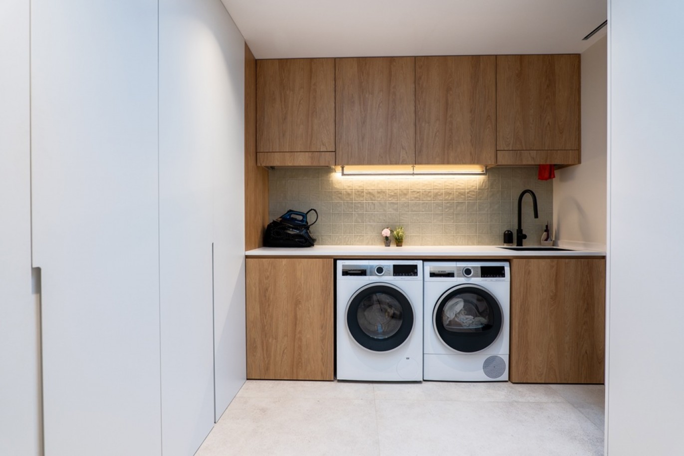 Moradia V3+1 com jardim e piscina para venda em Aldoar no Porto_362757