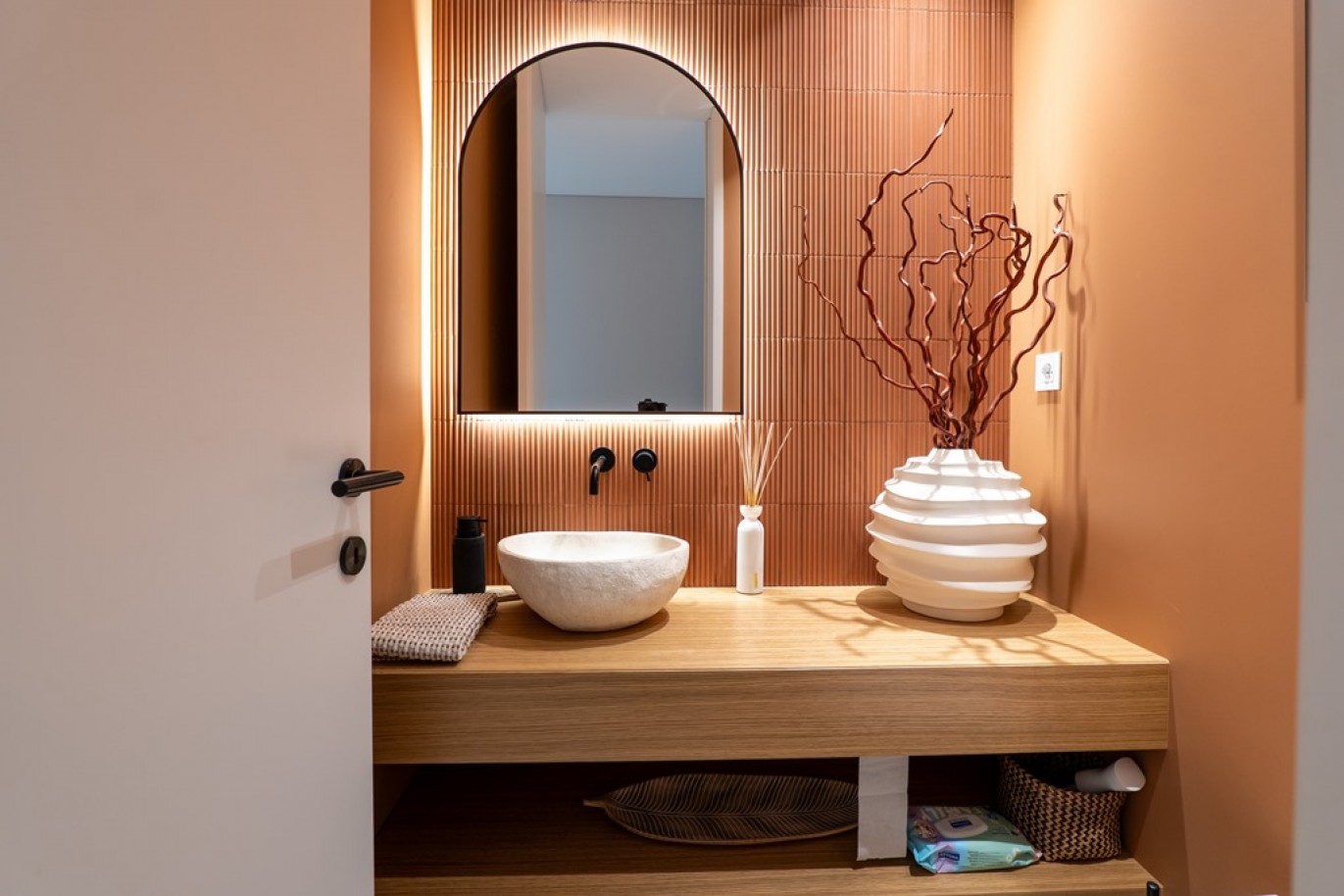 Moradia V3+1 com jardim e piscina para venda em Aldoar no Porto_362762