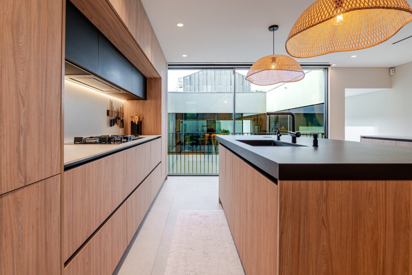 Moradia V3+1 com jardim e piscina para venda em Aldoar no Porto_362767