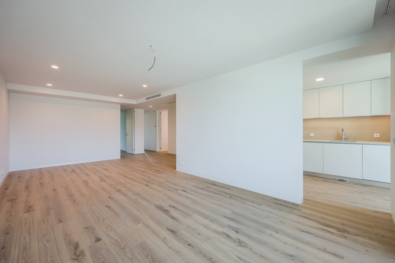 Apartamento T3 com varandas no Cais da Fonte Nova em Aveiro_362794